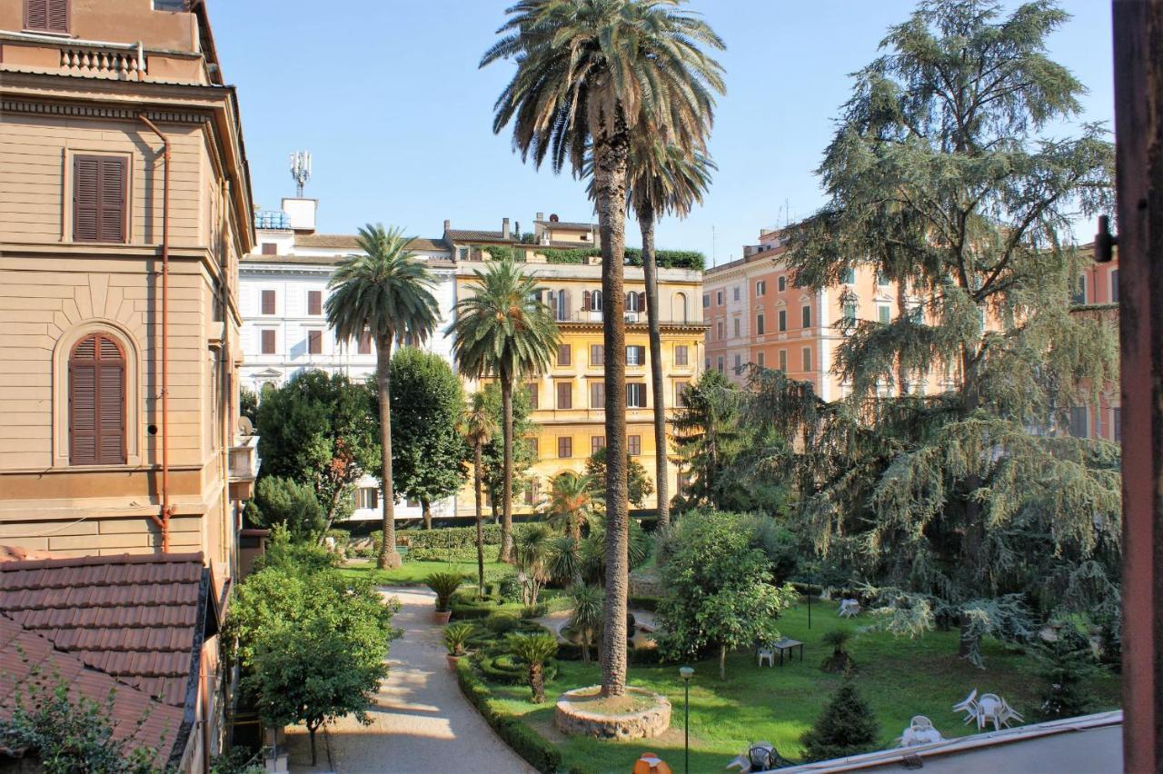 Capitolium Rooms Rome Exterior photo